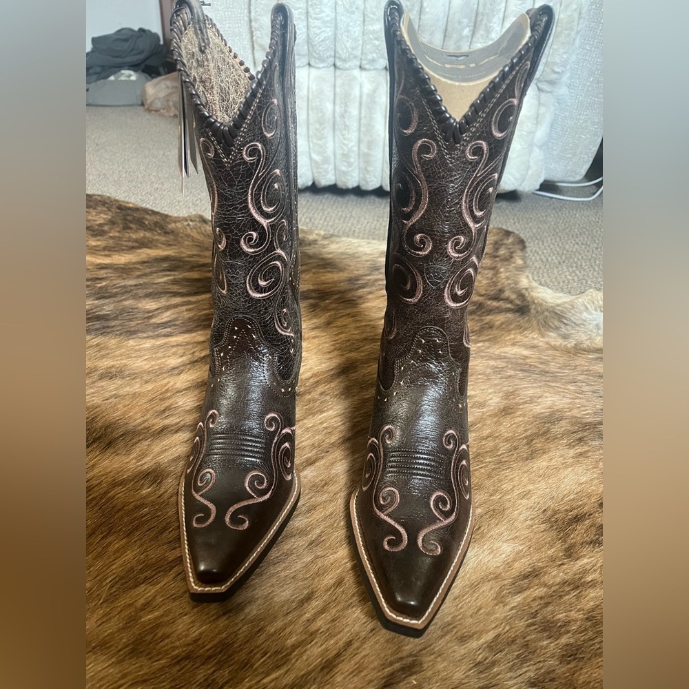 Ariat Dark Brown Embroidered Heeled Boots - Picture 2 of 9